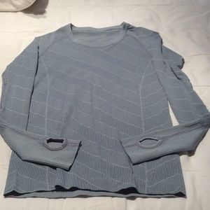Like New Lululemon long sleeve top